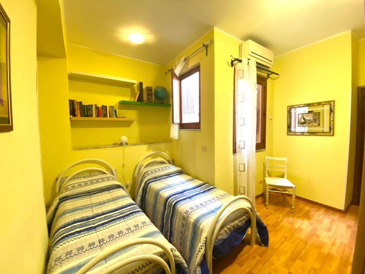 Casa Vacanze Rosy Giardini-Naxos Exterior foto